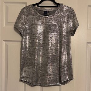 Kaari Blue Women’s Silver Short Sleeve Top